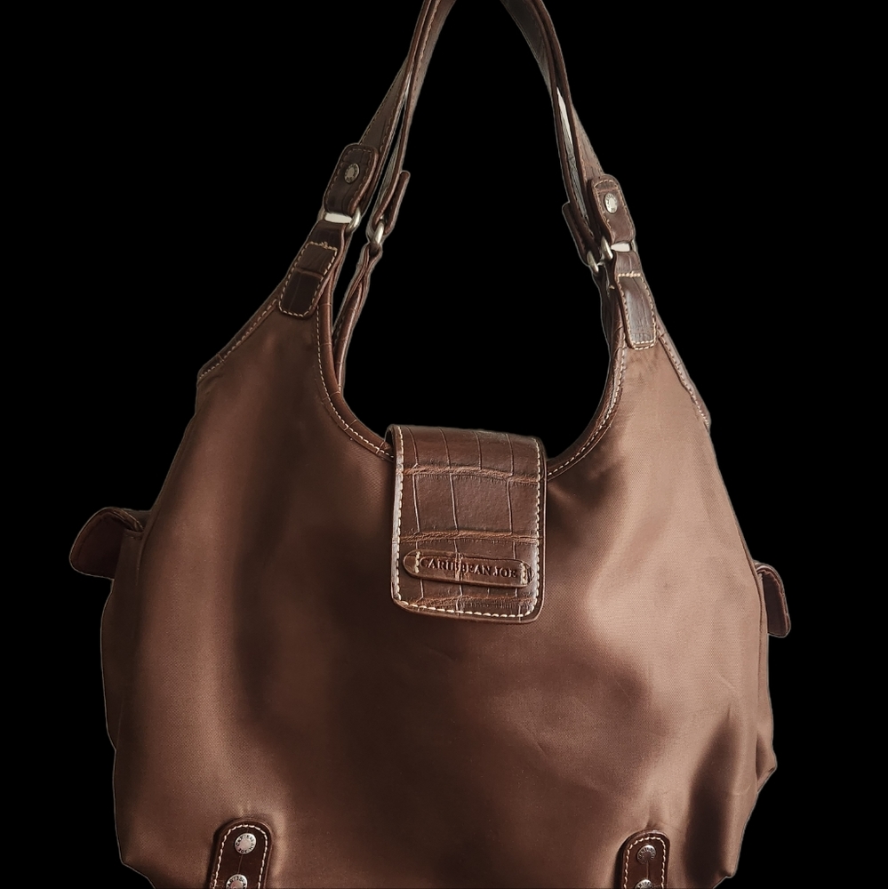 Woman purse